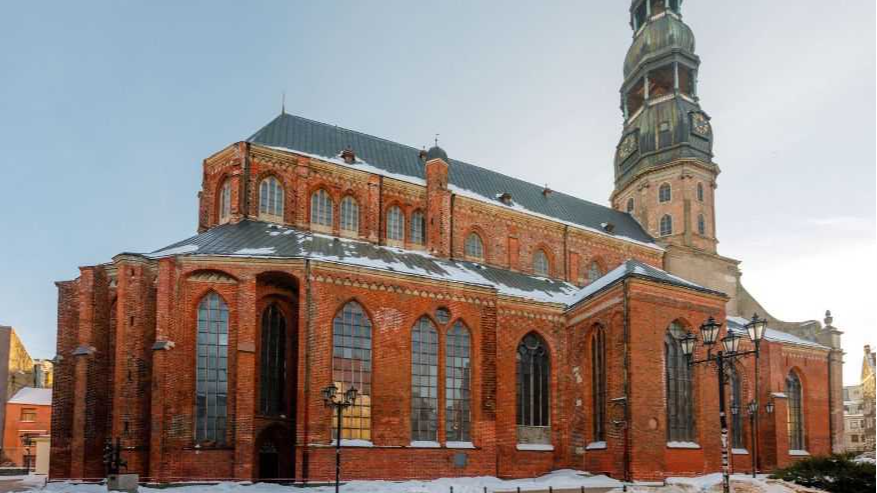 Rīgas Sv. Pētera baznīcā skanēs koncerts “Mīlestības melodijas”