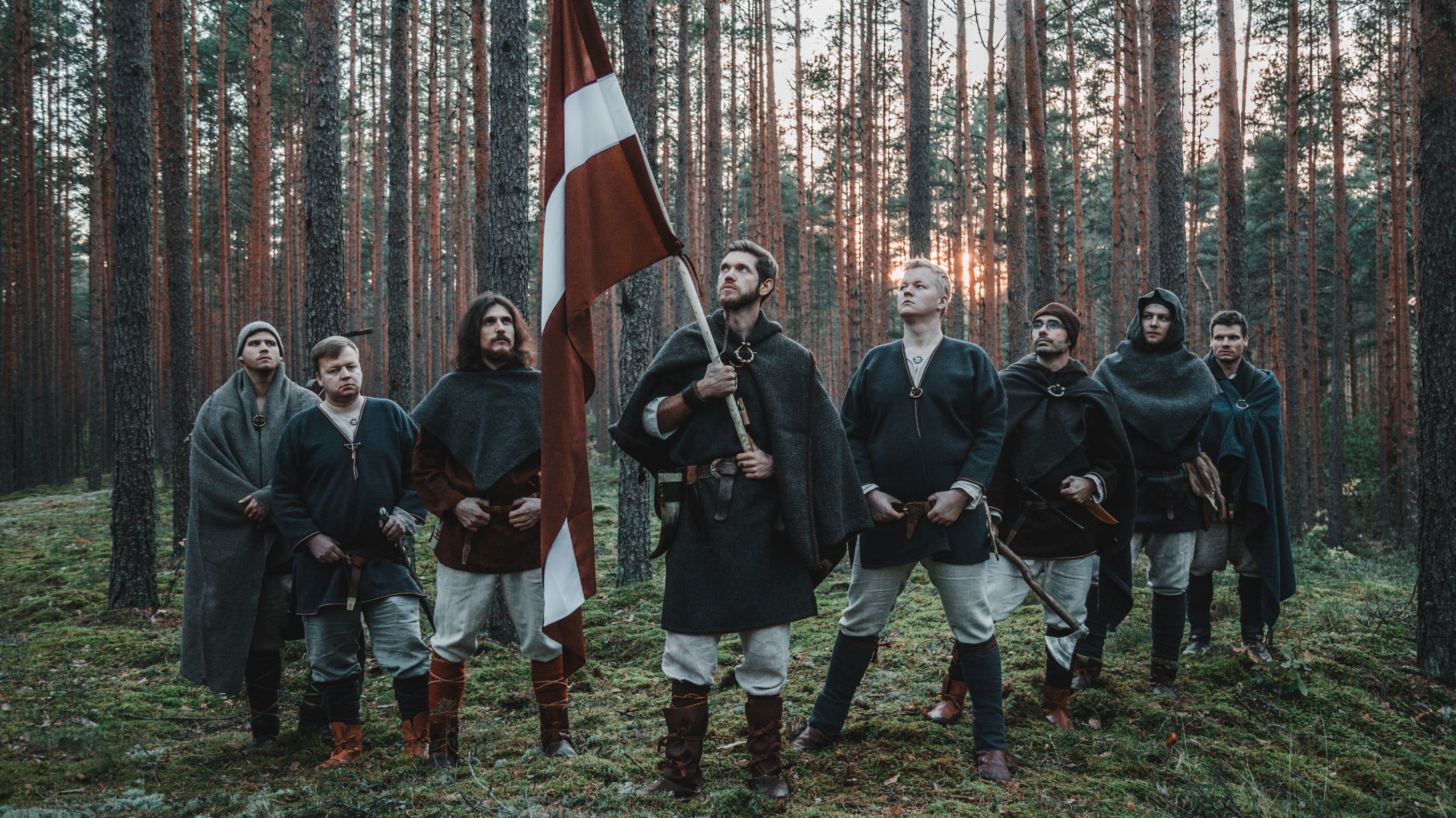 Lāčplēša dienā aicina uz koncertu “Spēka dziesmas” ar Rīgas folkloras kopu un rokgrupas “Līvi” piedalīšanos