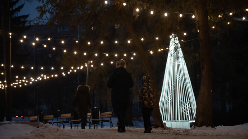 Rīgā top redzams jauns Ziemassvētku gaismas noformējums