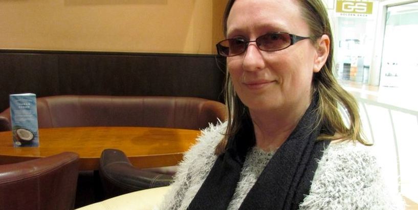 Maijas Liepas apgleznotā zīda izstāde „Gadalaiku iezīmes”