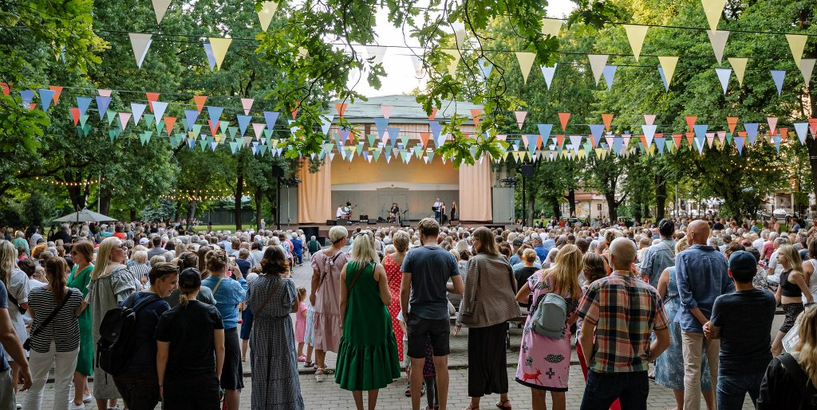 Visa augusta garumā klausītājus priecēs koncertprogrammas Vērmanes dārzā un Dzegužkalnā