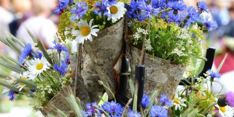 Doma laukumā noritēs tradicionālais Zāļu tirgus