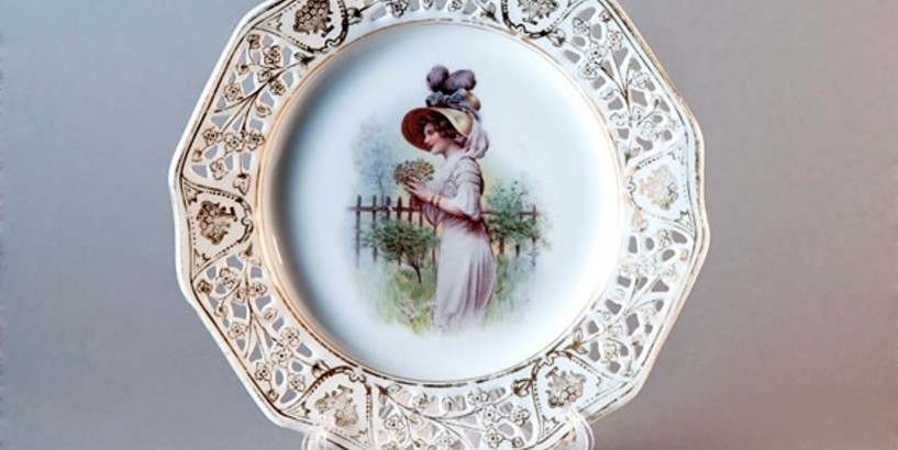 Porcelāna kolekcija “Skaistā dzīve” muzejā “Rīgas Jūgendstila centrs”