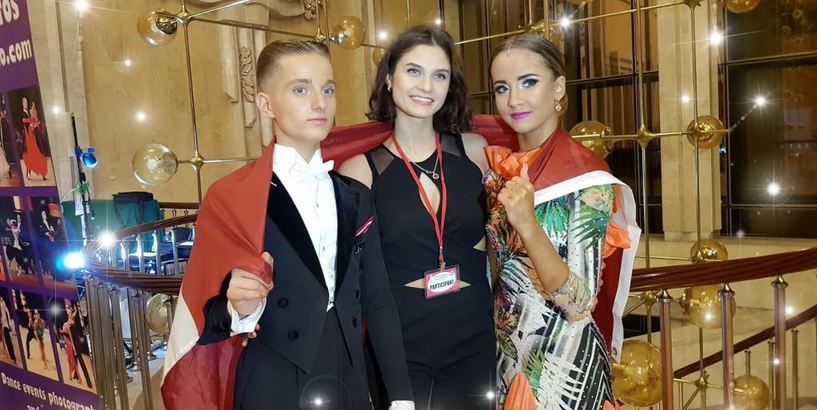 Latvijas pāris ceturtdaļfinālā pasaules čempionātā Standartdejās junioriem 