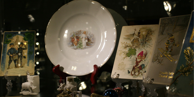Izstādē aicina iepazīt jūgendstila laika Ziemassvētku atmosfēru