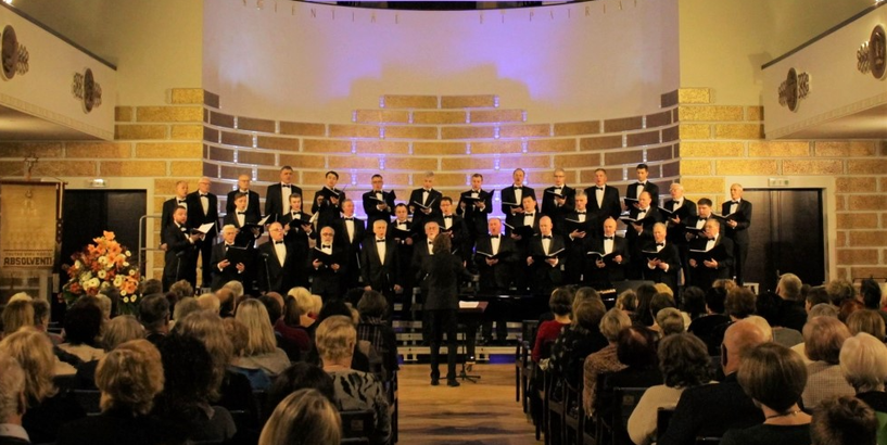 Latvijas Universitātes Lielajā aulā uzstājas vīru koris Absolventi