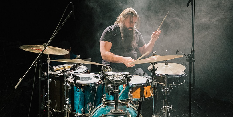  Artis Orubs — solo koncerts Zigfrīda izstādes  “Kino klejotājs” ietvaros