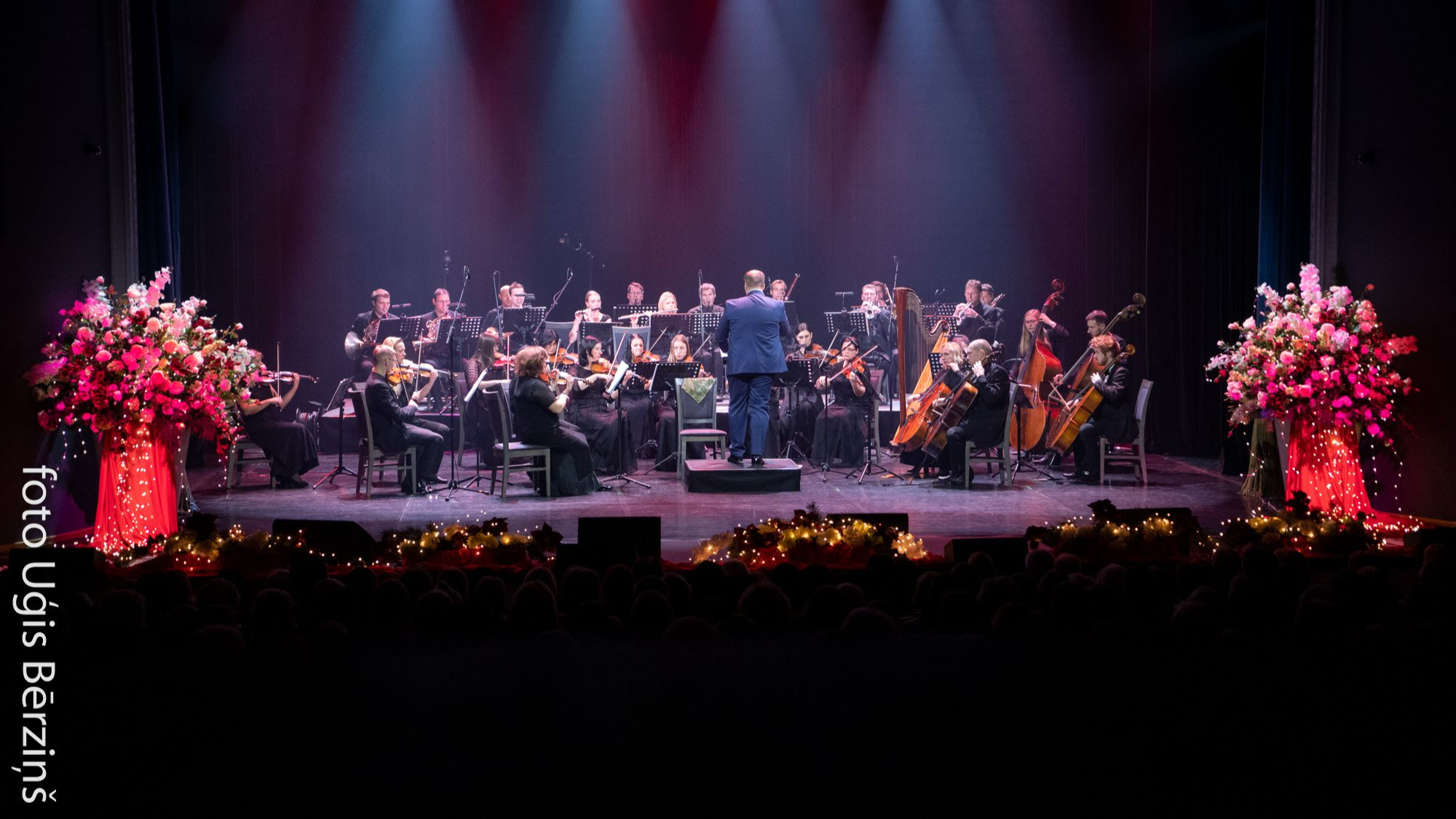 Operetes teātris gada nogalē aicina  uz krāšņu Jaungada koncertu "Evergreens"