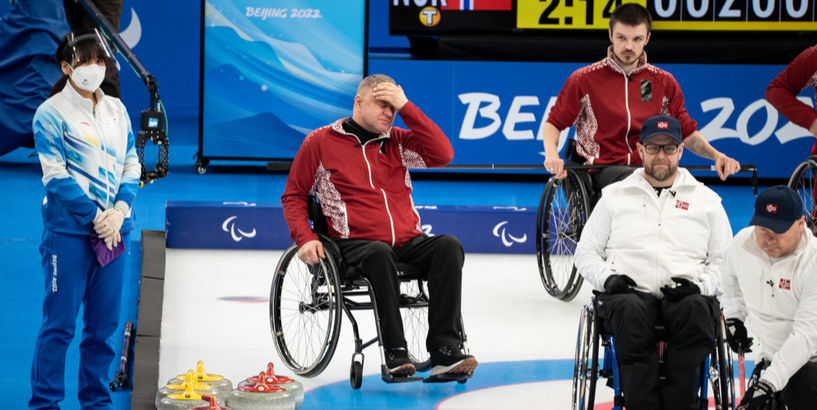 Ratiņkērlinga izlasei pasaules čempionātā divas sāpīgas neveiksmes
