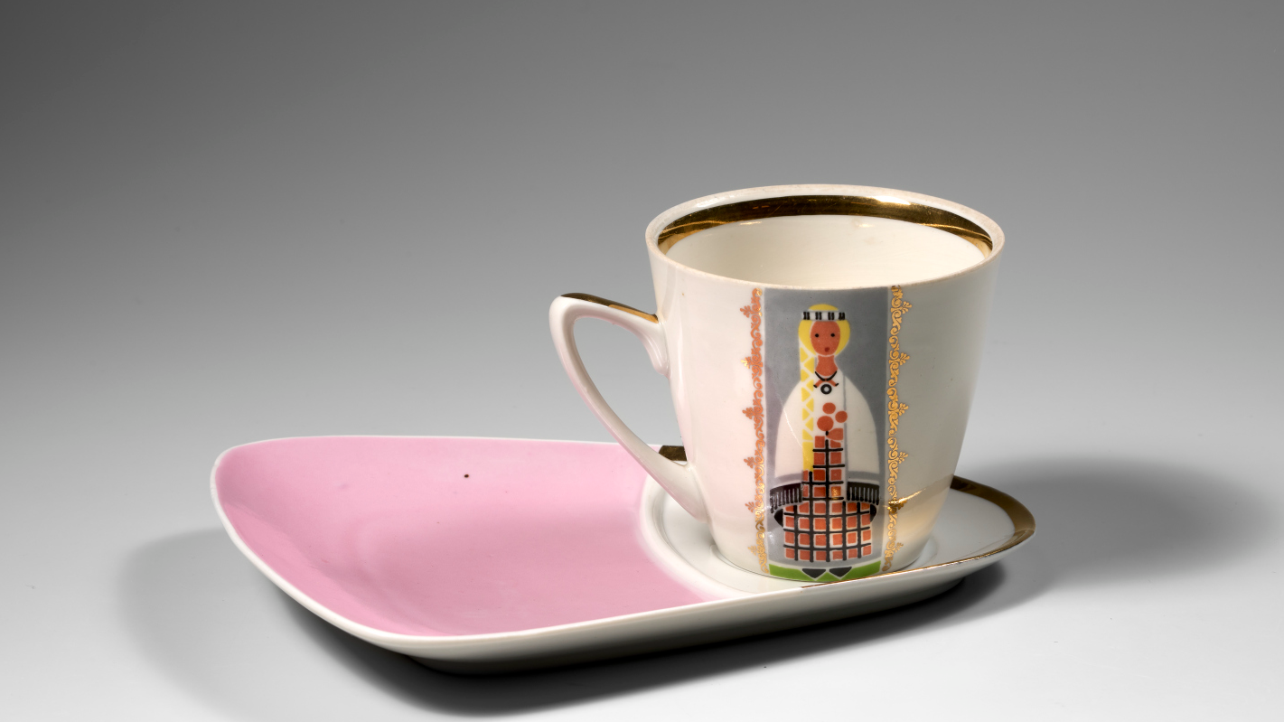 Rīgas Porcelāna muzejā novembrī – porcelāna dekorēšanas darbnīca  “Varones”