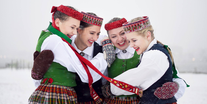 Aicina uz deju koncertu “Pazust putenī”