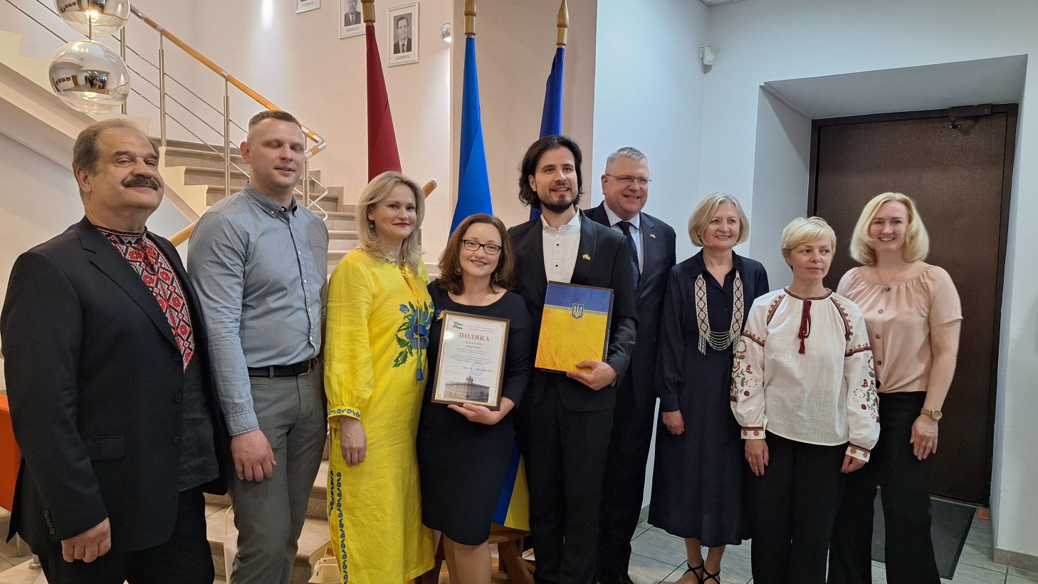 Pianists Andrejs Osokins pēc  brauciena uz Ukrainu aicina turpināt atbalstīt Ukrainu