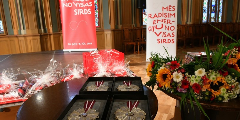 DZIESMUSVĒTKU LIELO BALVU KĀ LABĀKAIS VOKĀLAIS ANSAMBLIS IEGŪST ANIMA SOLLA