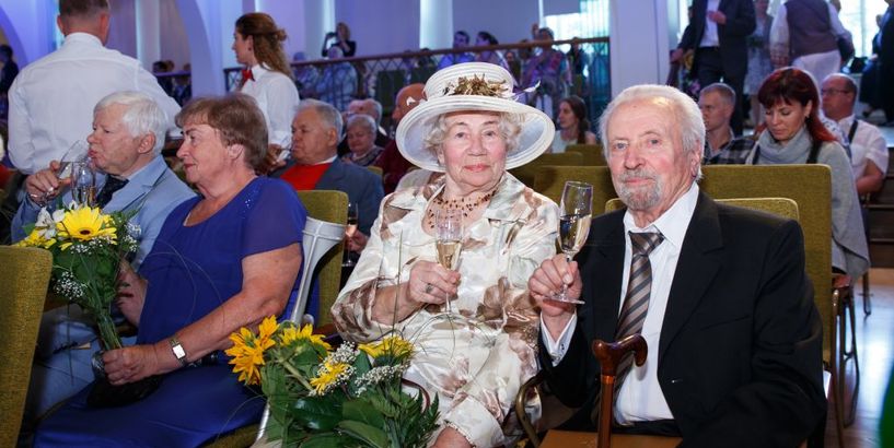 Aicina pieteikties zelta kāzu jubilārus 