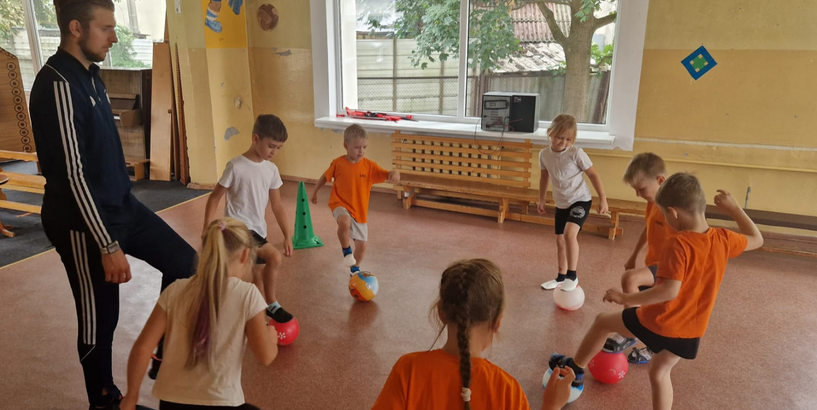 Futbola rotaļas pirmsskolā veicina bērnu fizisko attīstību