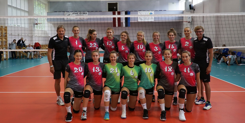 Rīgas Volejbola skolas meiteņu komanda uzsāk sezonu