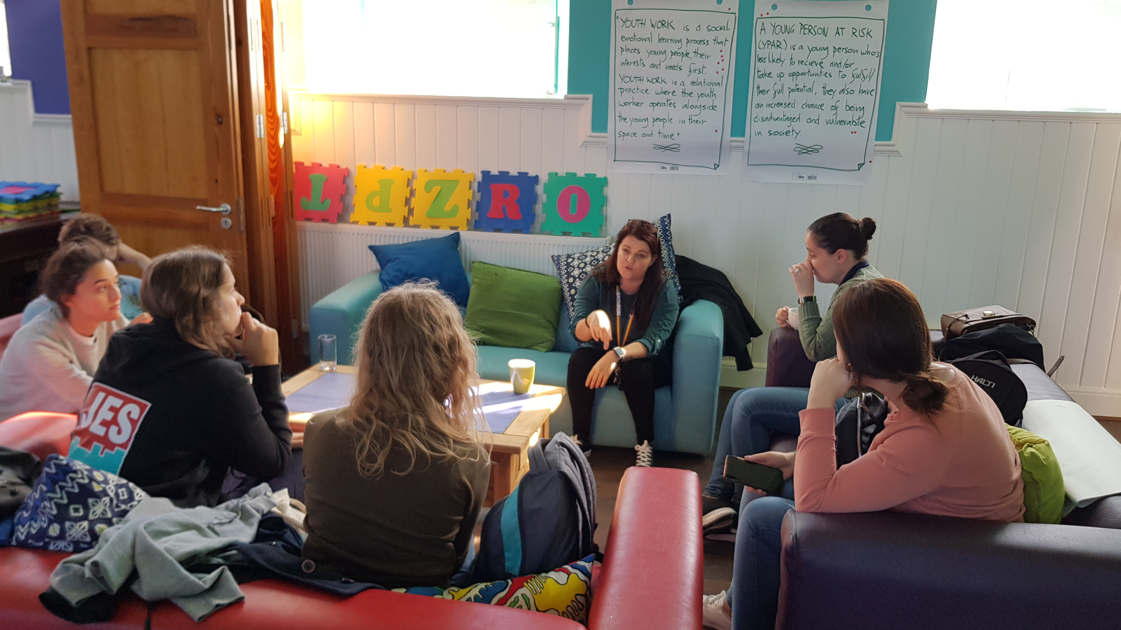 Jaunatnes darbinieki tiekas Rīgā uz projekta noslēguma pasākumu