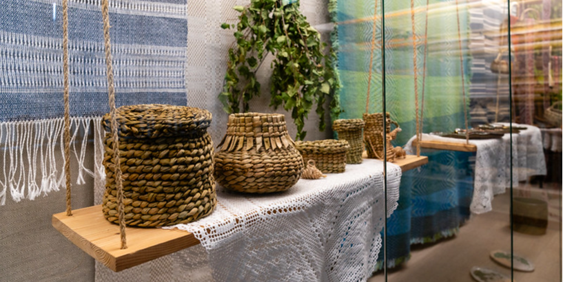 Tautas lietišķās mākslas izstāde “Tīrums” Rīgas Kultūras centrā “Iļģuciems” 