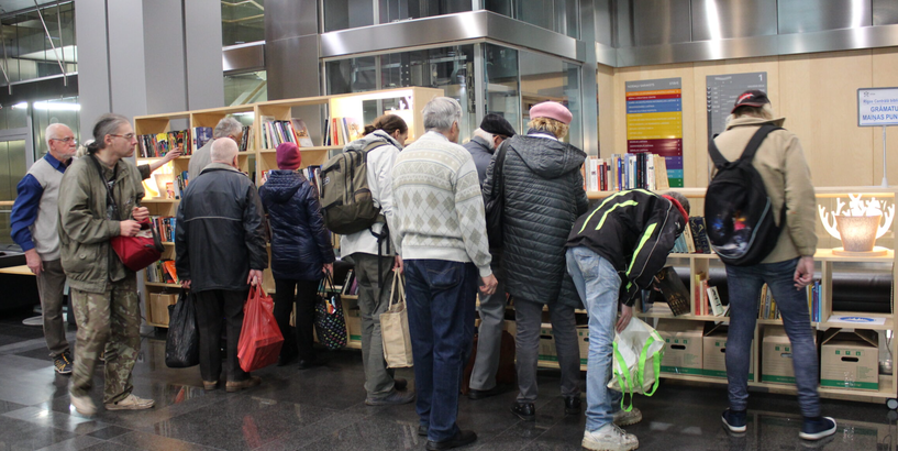 RCB grāmatu maiņas punkts Rīgas Grāmatu svētkos