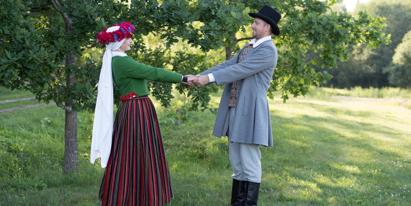 4. maijā notiks latviešu tautas tērpa godināšanas pasākums “Tauta. Gods. Tērpi.”