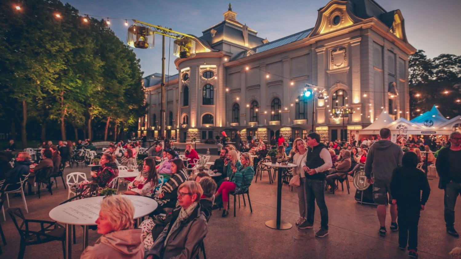 Dziesmu un deju svētku restorānā un Rīgas apkaimēs varēs vērot svētku lielkoncertu tiešraides