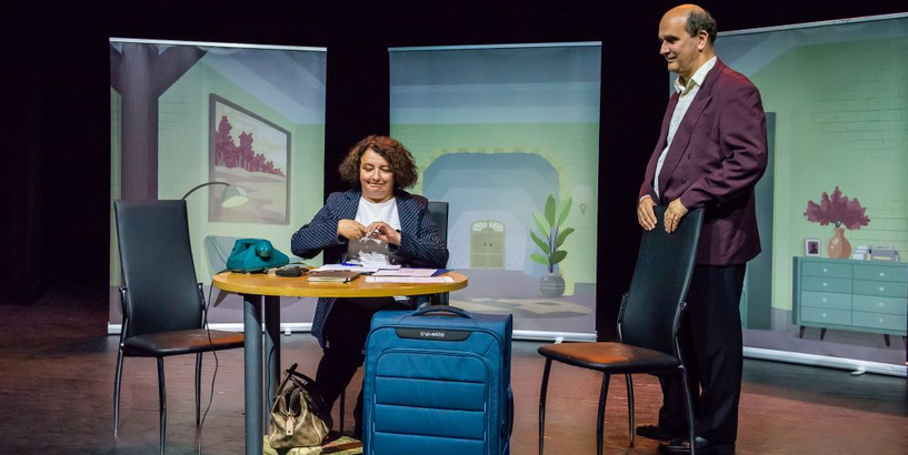 Amatierteātris "Rampa" iestudējis vecmodīgu skeču  Anšlava Eglīša lugai „Māris un Baiba”