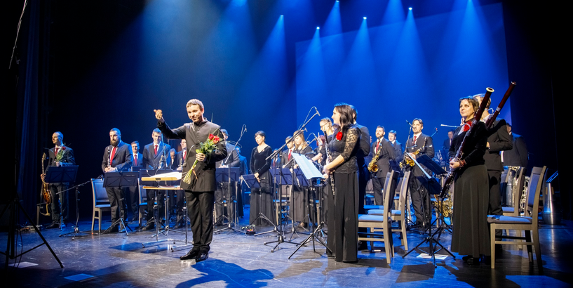 Ziemassvētku džezs, Vīnes valši un mūzika bērniem decembrī