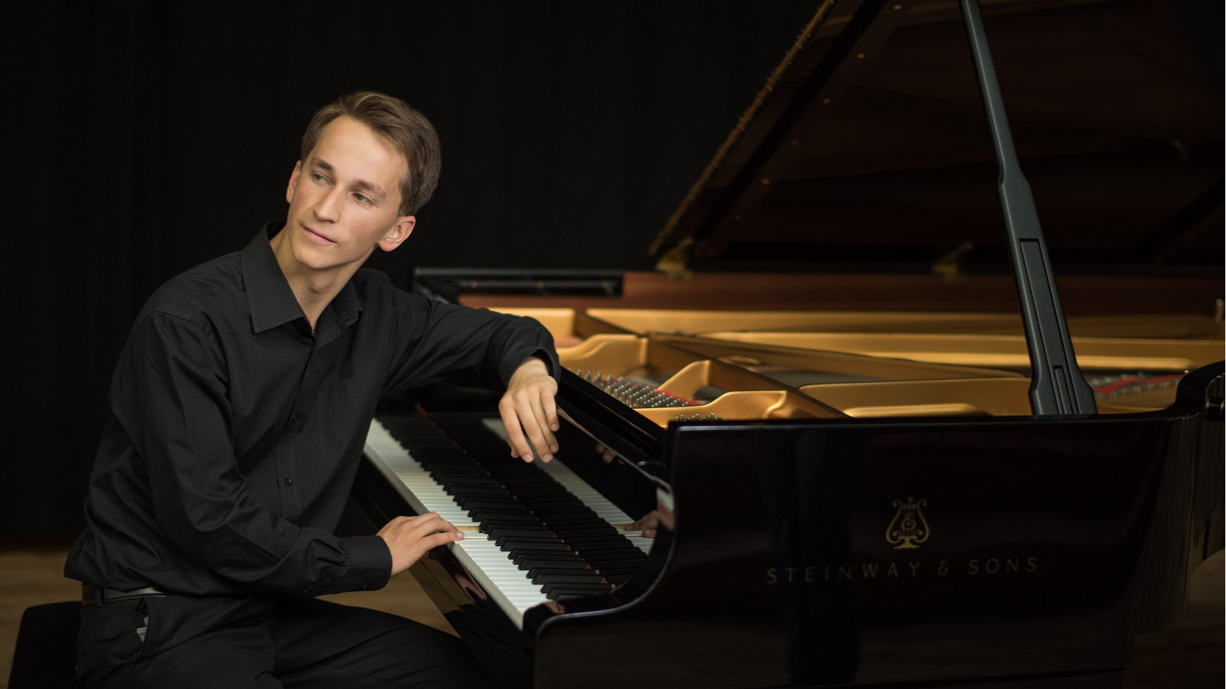 Festivālā “Vīnes klasika” uzstāsies talantīgais pianists Daumants Liepiņš