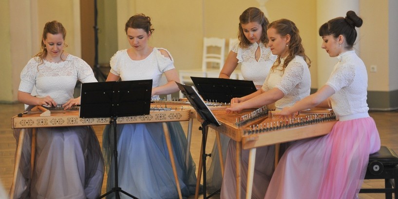 Dziesmusvētku Lielo balvu ieguvis koncertorganizācijas „Ave Sol” koklētāju ansamblis "Cantata"