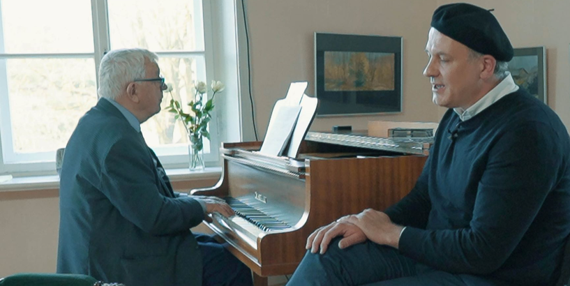 Muzeju nakts Ojāra Vācieša muzeja dārzā