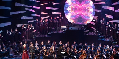    Kongresu namā izskanējis simtgades koncerts "Būsim lieli līdzi Saulei"