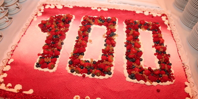 Latvijas simtgadnieku godināšanas pasākums