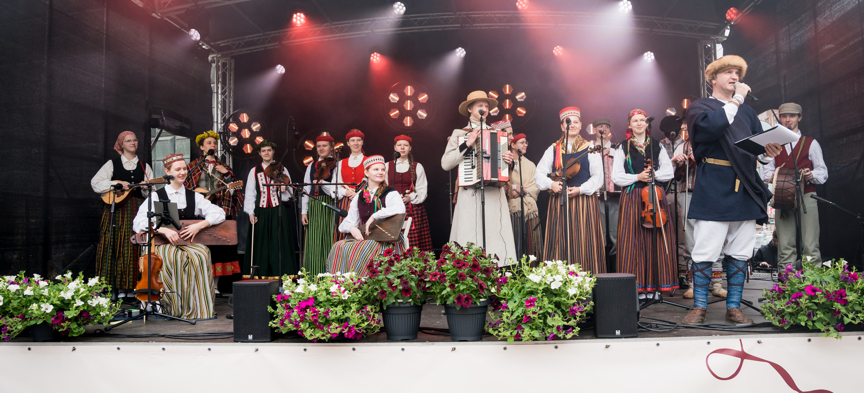 4. maija svinības Rātslaukumā