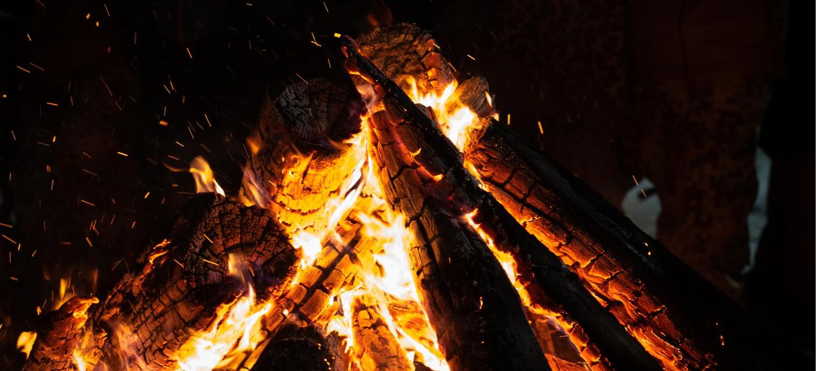 Ugunskurs kā simbols 1991. gada barikāžu atcerei