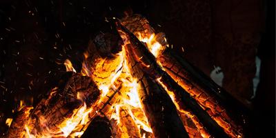 Ugunskurs kā simbols 1991. gada barikāžu atcerei