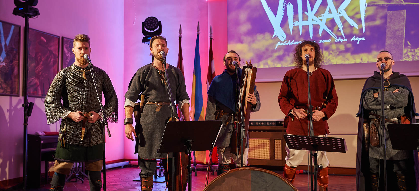 Folkloras un seno cīņu kopas “Vilkači” svētku koncerts “Tautas gara spēks”