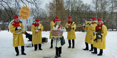 "Sunny Groove Dixie" Sarkandaugavas parkā