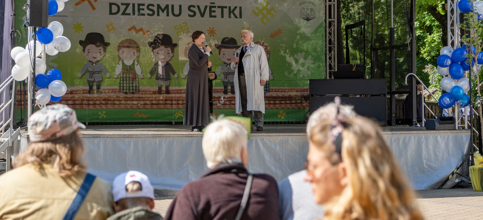 Ar bagātīgu programmu Kultūras pils “Ziemeļblāzma” parkā aizvadīti Ziemeļblāzmas 115. bērnu svētki