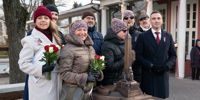 18. novembrī atklāja Brīvības pieminekli neredzīgiem cilvēkiem 