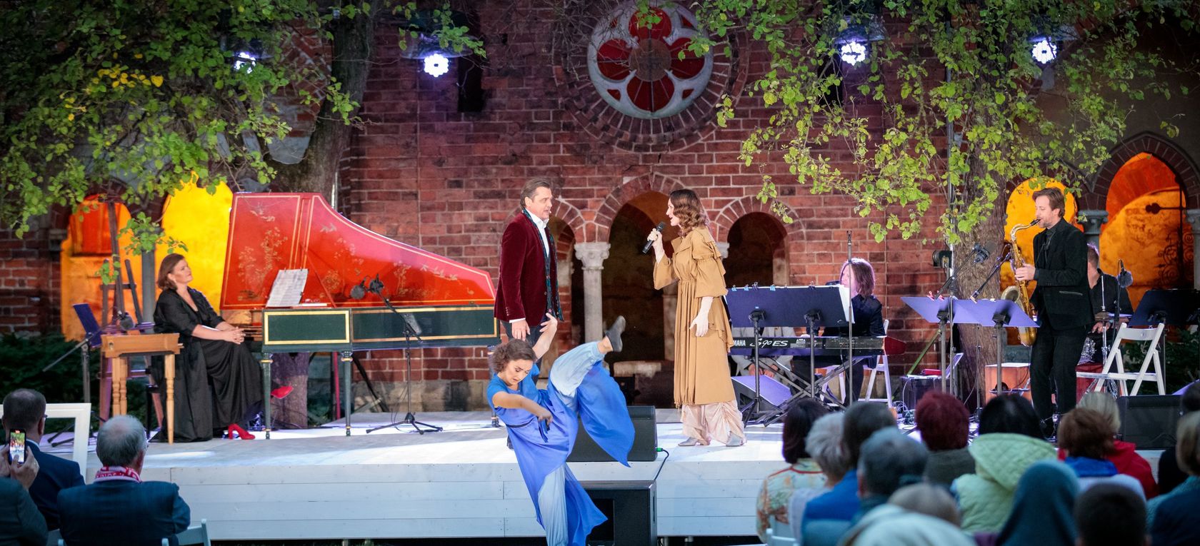 Hanzas dienu koncerts Doma dārzā "Kuģojot gadsimtos"