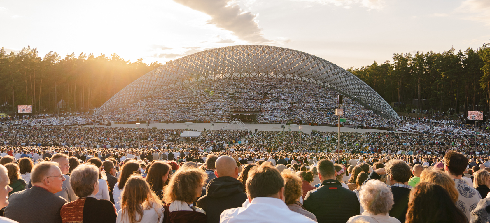 Dziesmu svētku noslēguma koncerts "Kopā augšup" 