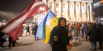 Dzīvā uguns laukumā pie VEF Kultūras pils 