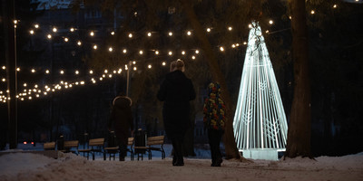 Gaismas noformējums Nordeķu parkā