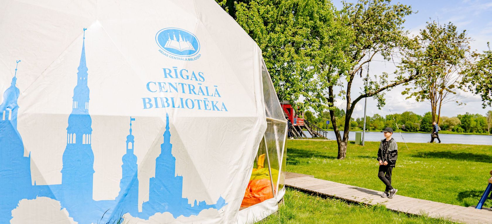 RCB Pludmales bibliotēka Lucavsalā