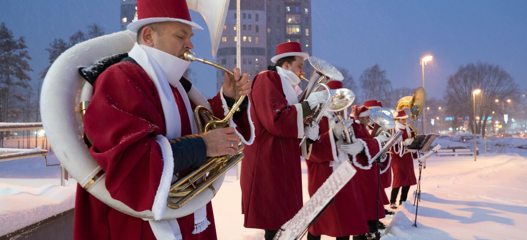 Ziemassvētku tubas 2021