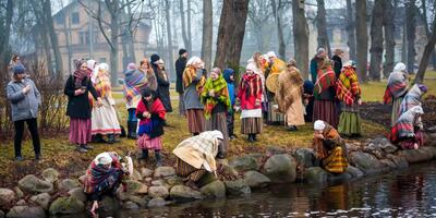 Lielās dienas saules sagaidīšana