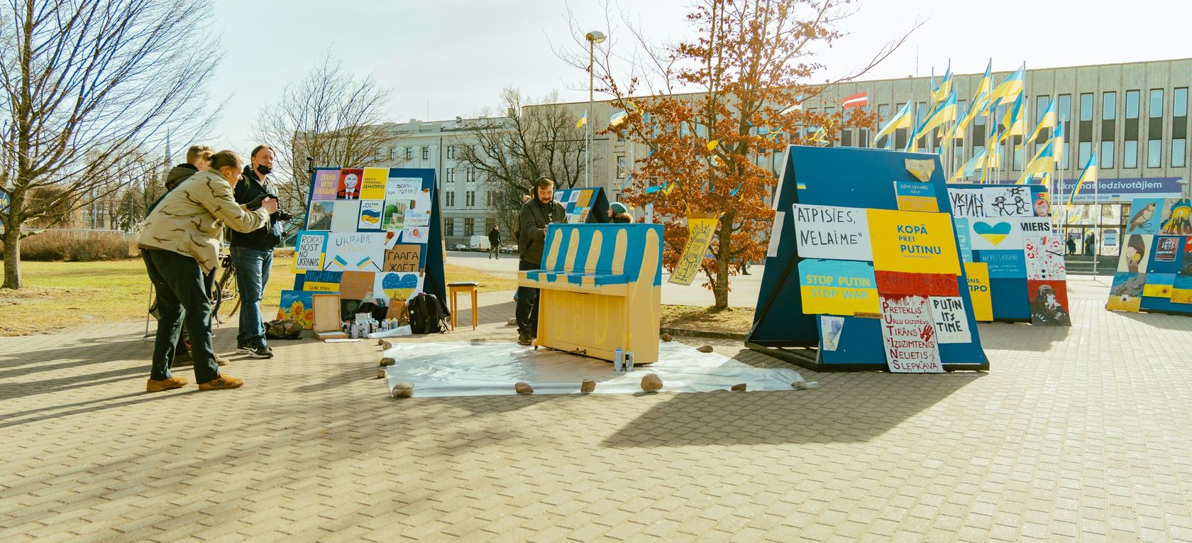 Atbalsta klavieres Ukrainai 